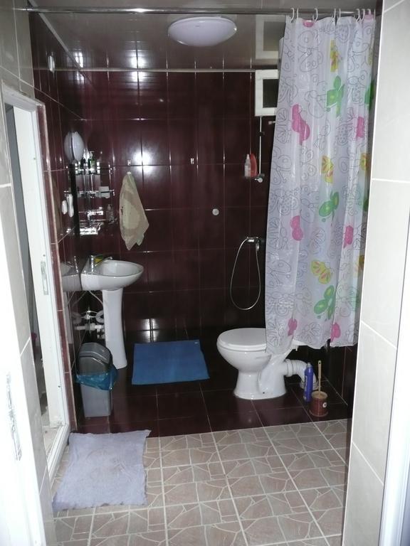 Gvirilas Sakhli Guest House Khashuri Zimmer foto